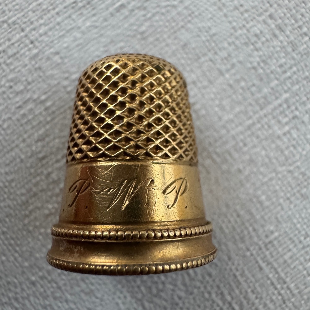 Antique 14K Gold Sewing Thimble Size 7 Victorian Edwardian Engraved monogram
